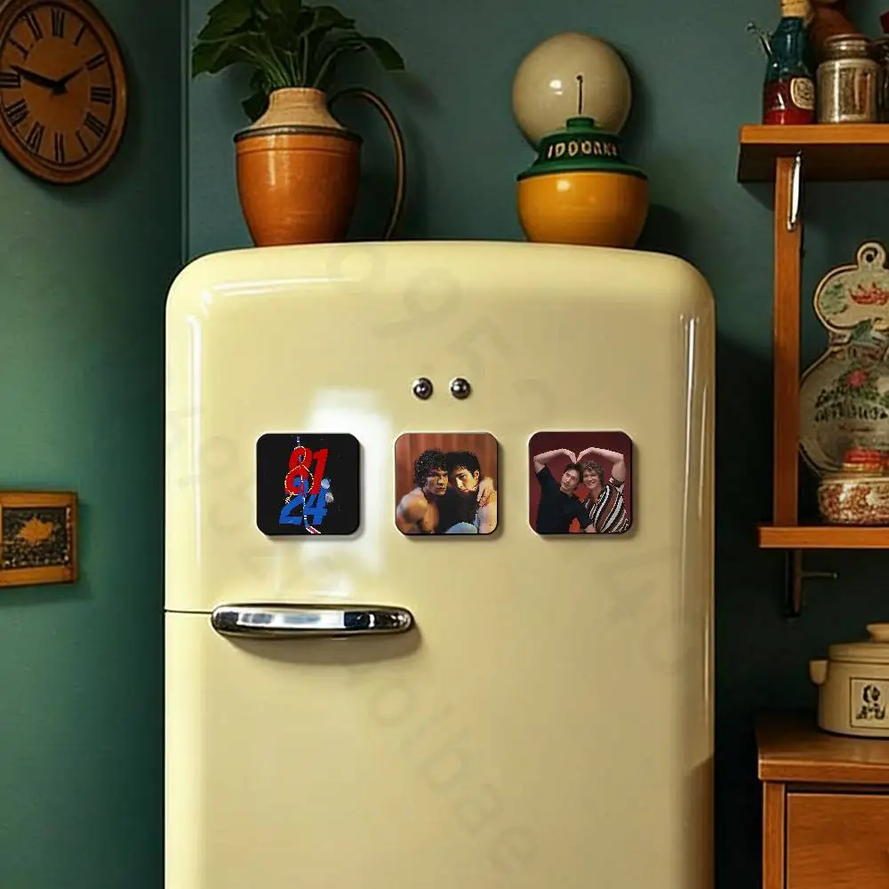 Popular TV H-Heated R-Rivalry Fridge Magnets Magnetic Refrigerator Memorial Gifts For Kitchen Office Locker Travel Home Deco