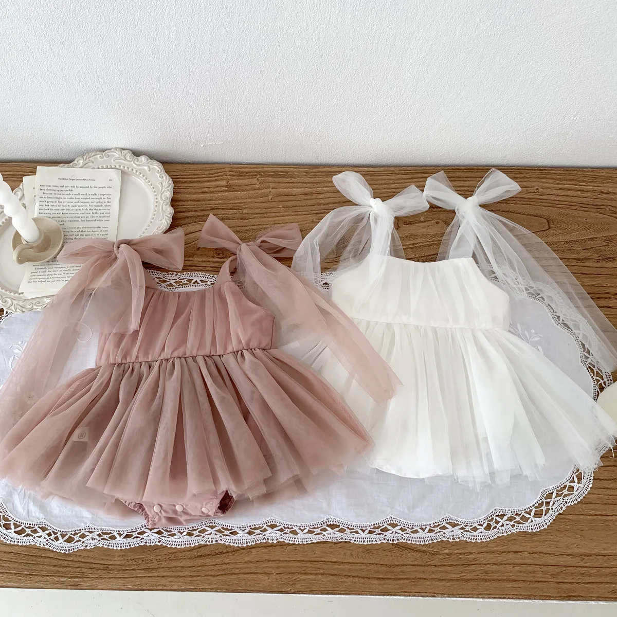 Letni zestaw śpioszków dla niemowląt koronkowe kropki maluch księżniczka sukienka niemowlęce dziewczęce body dziecięce Onesies 0-24 M