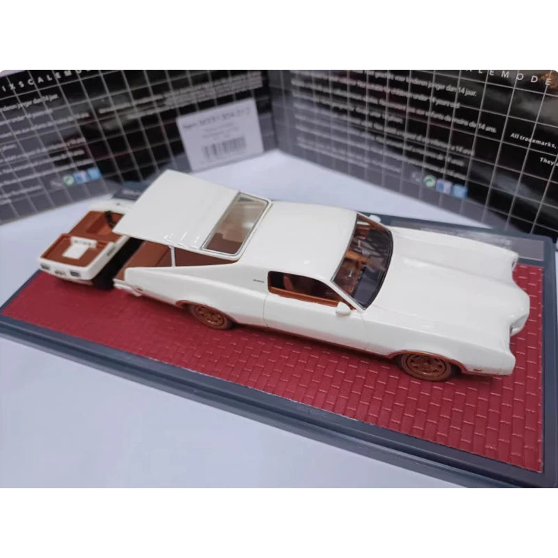 Escala 1:43 Mercúrio Montego Concept 1971 Simulação Modelo de carro de resina Exibição estática Brinquedo colecionável Presente Decoração de lembrança