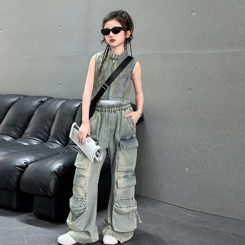 

2025 Fall New Multi-Pocket Retro Slim Fit Cool Street Dance Jeans for Stylish Girls