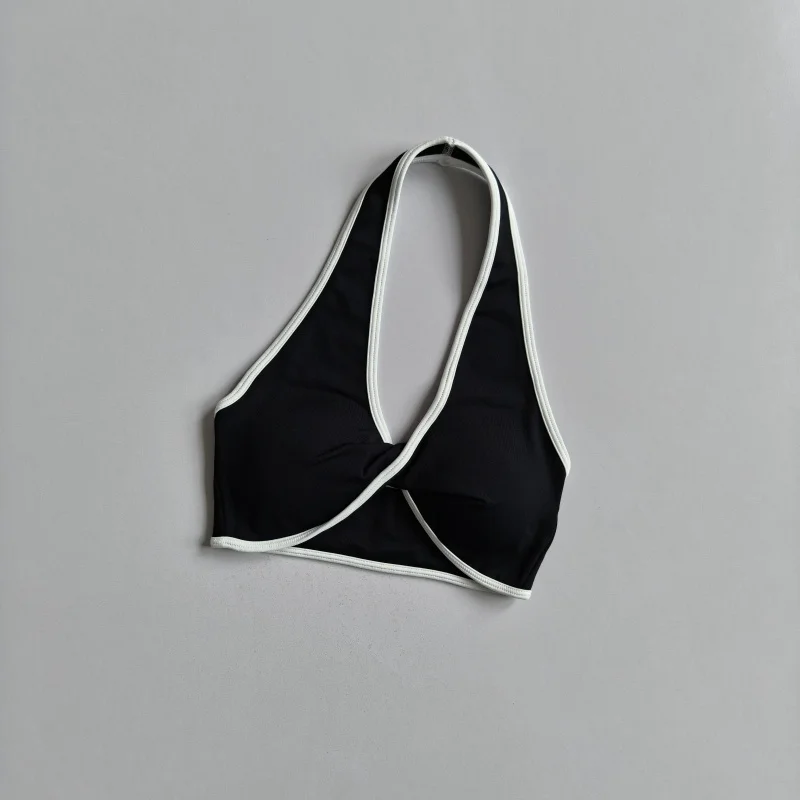 Damen-Yoga-BH mit Halterneck und Farbblock-Design, herausnehmbare Brustpolster, schnelltrocknendes Sport-Top für das Training. – Detail 13