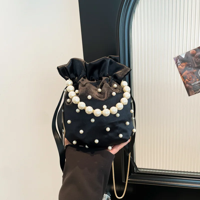 

Luxury Pearl Women Bucket Tote Bag Fashion Woven Pearl Crossbody Bags for Women New Drawstring Coin Purse Ladies Accessories