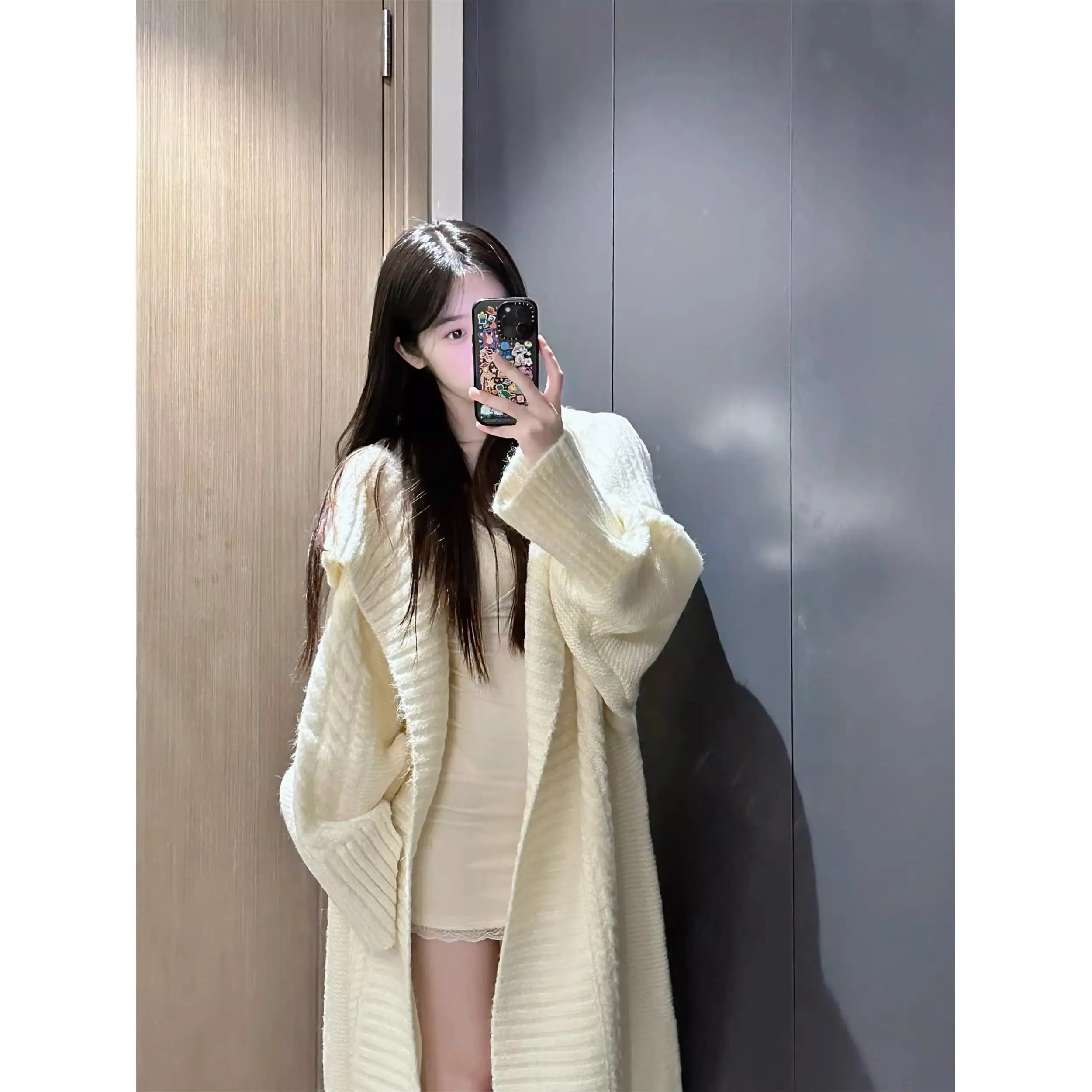 Women's Autumn/Winter Korean Edition Elegant and High End Large Polo Collar Knitted Sweater Coat Casual Mid Length Cardigan