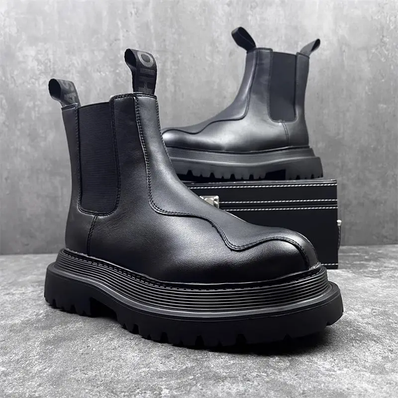 

2025 Men's Black Non-slip Snow High-top High-end Trendy Brand British Style Velvet Thickened Warm Short Boots