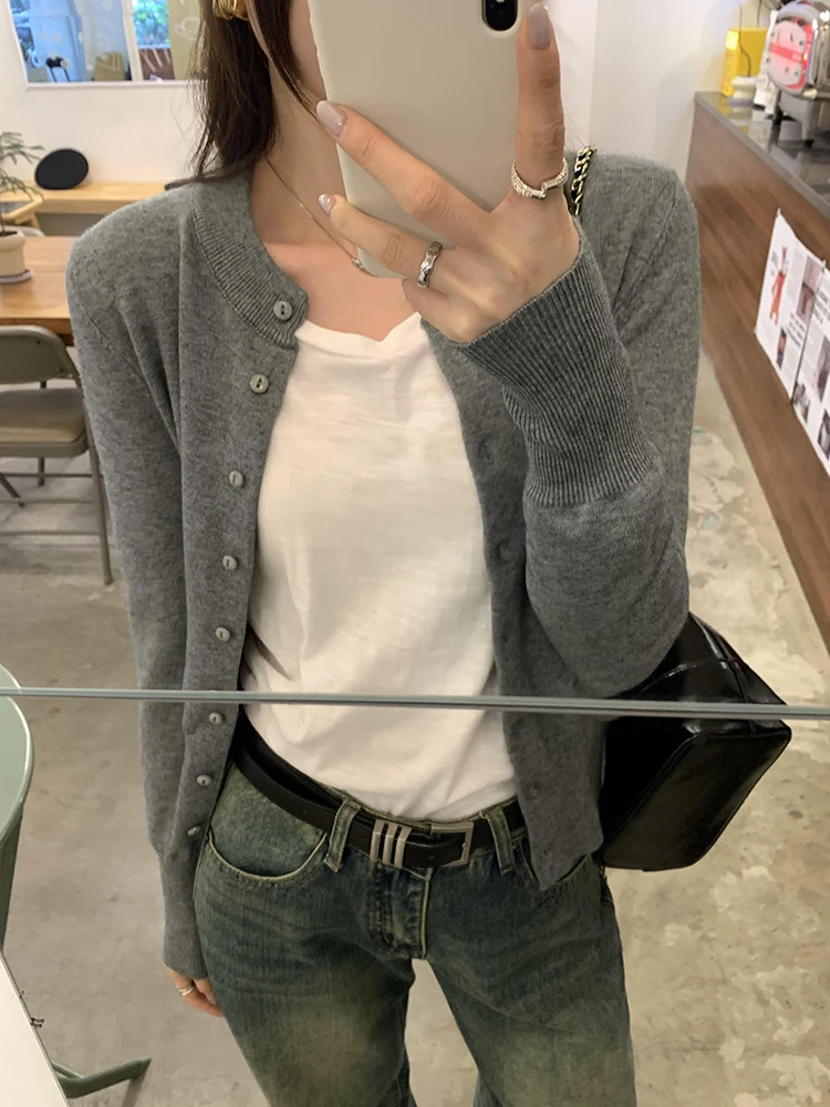 

Stylish Korean Yellow Knitted Slim Fit Cardigan Women's Spring Autumn New Fashion Sweater Super Beautiful Top Women's Wear