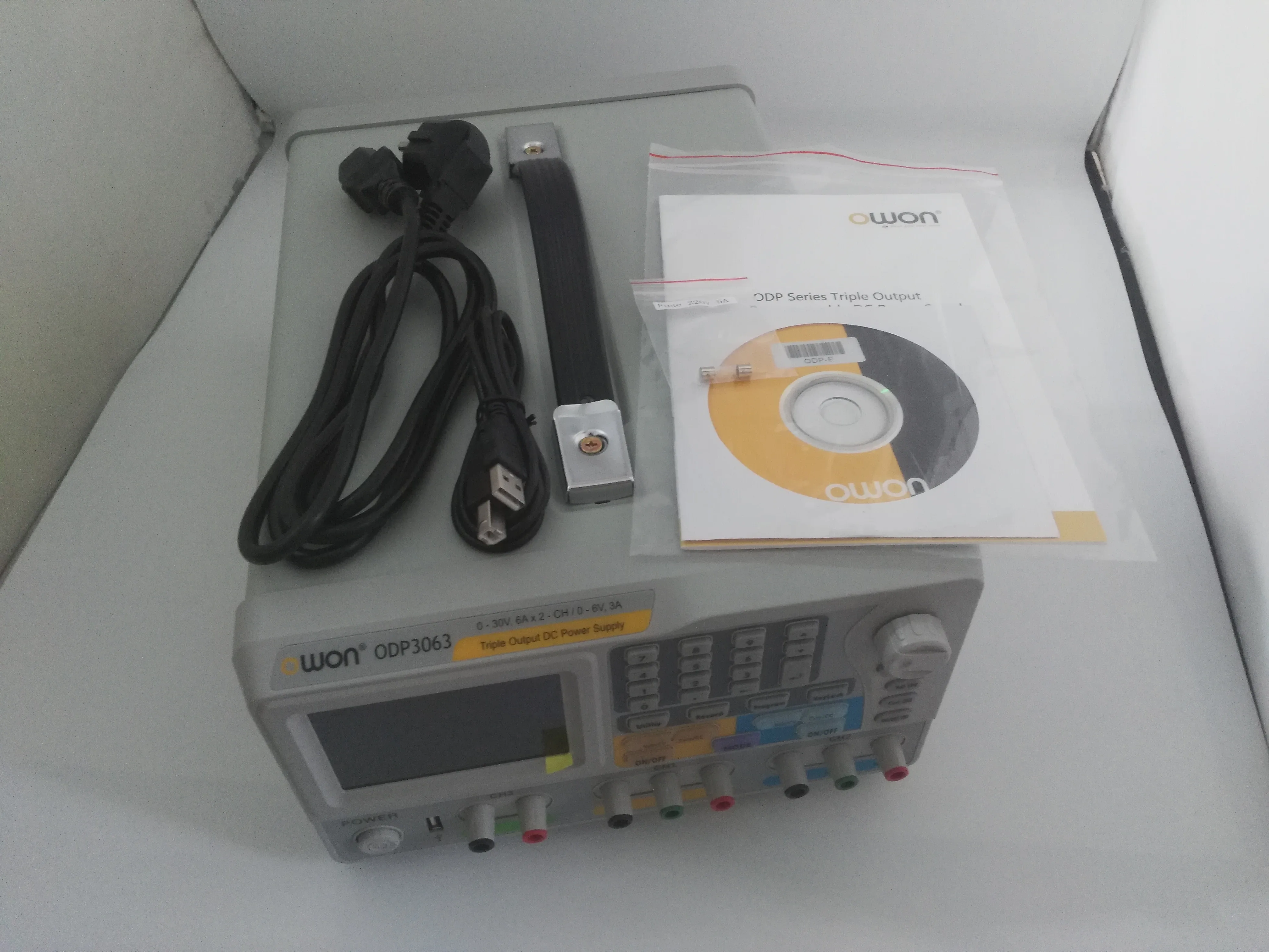 OWON ODP3063 3-CH Output With 2-CH 0-30V/6A And 0-6V/3A Programmable DC Power Supply