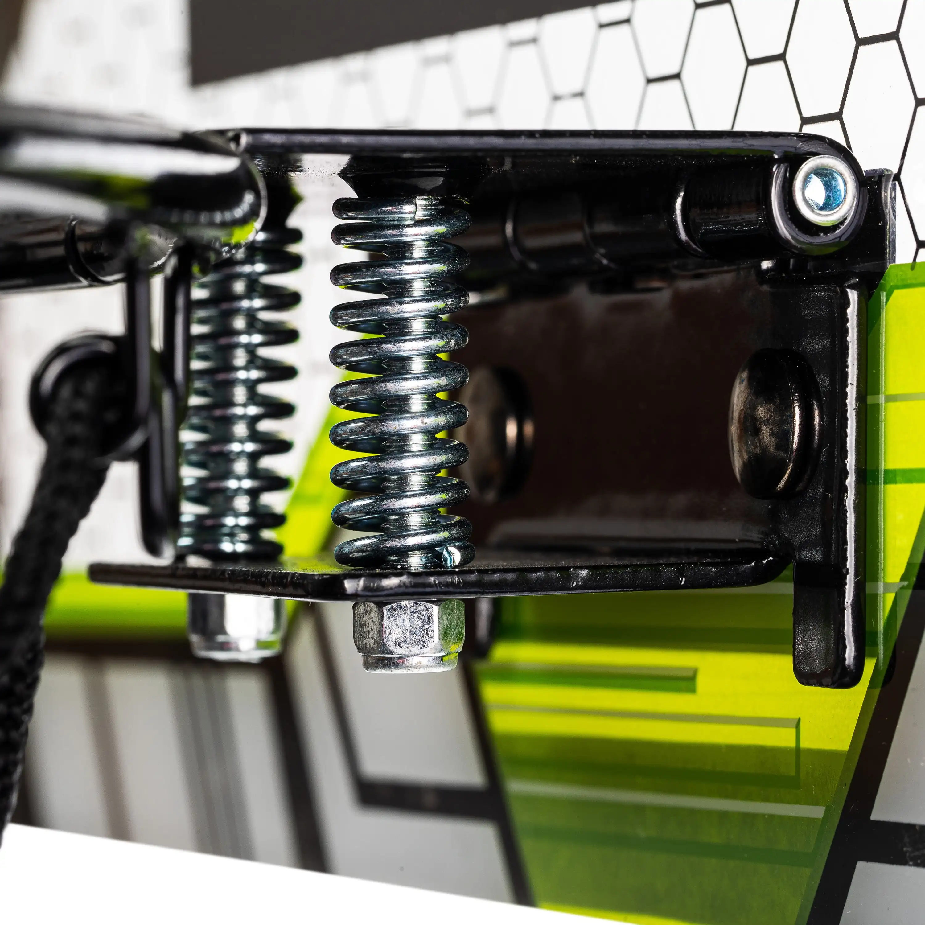 ชุดบาสเก็ตบอล - รวมถึงบาสเก็ตบอลขนาดเล็ก - ขอบเหล็กสำหรับดังค์ - เหนือประตู