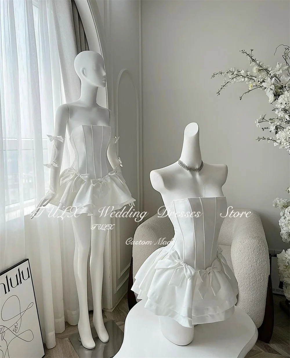 TULX Sexy trägerlose Mini-Abschlussball-Hochzeitskleider mit Handschuhen, plissierte Satin-Abendkleider, Schleife, Damen-Partykleid, individuell gestaltet