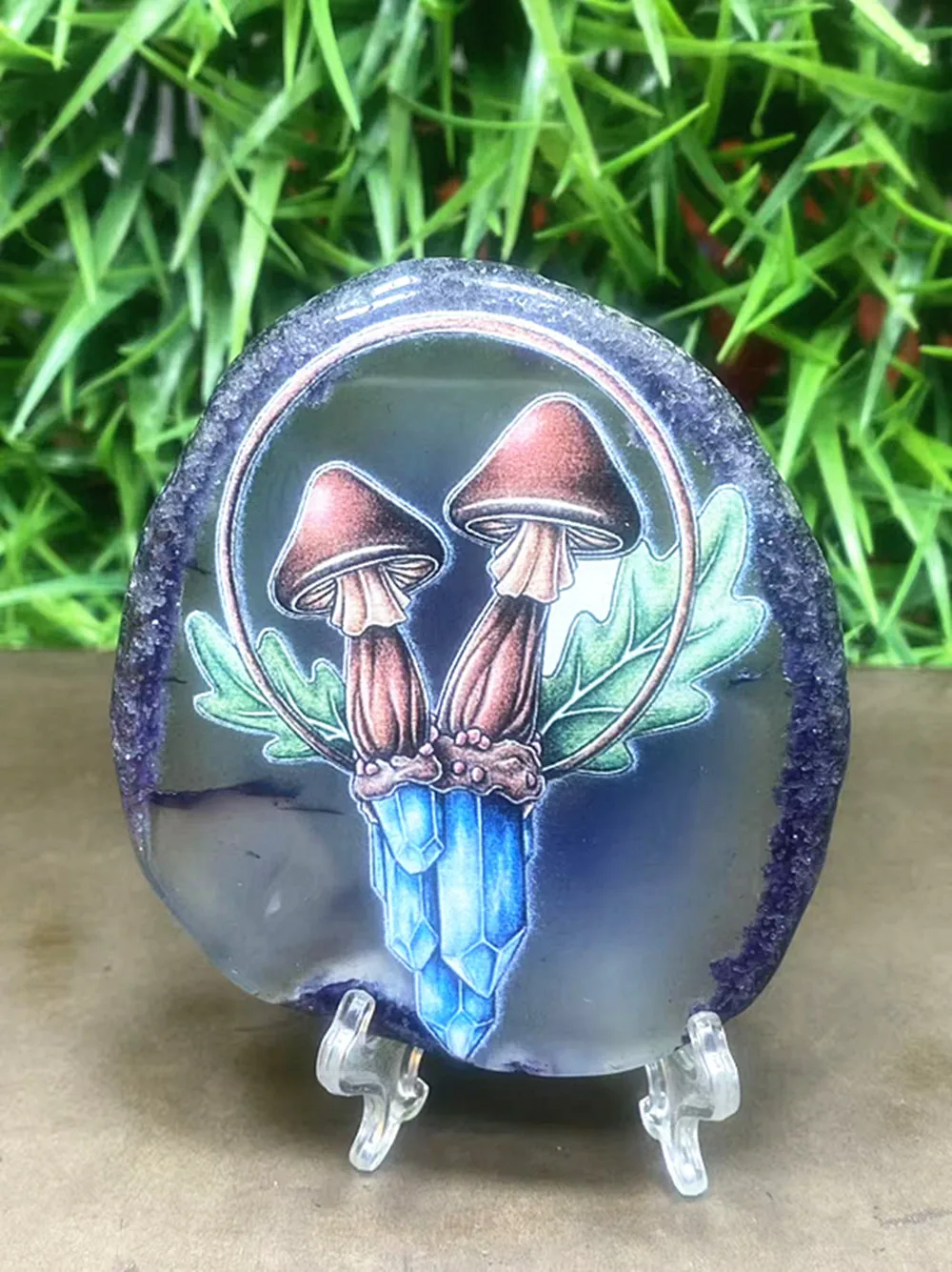 Natural Quartz Crystal Agate Print Home Decoration Figurine Comes with Stand