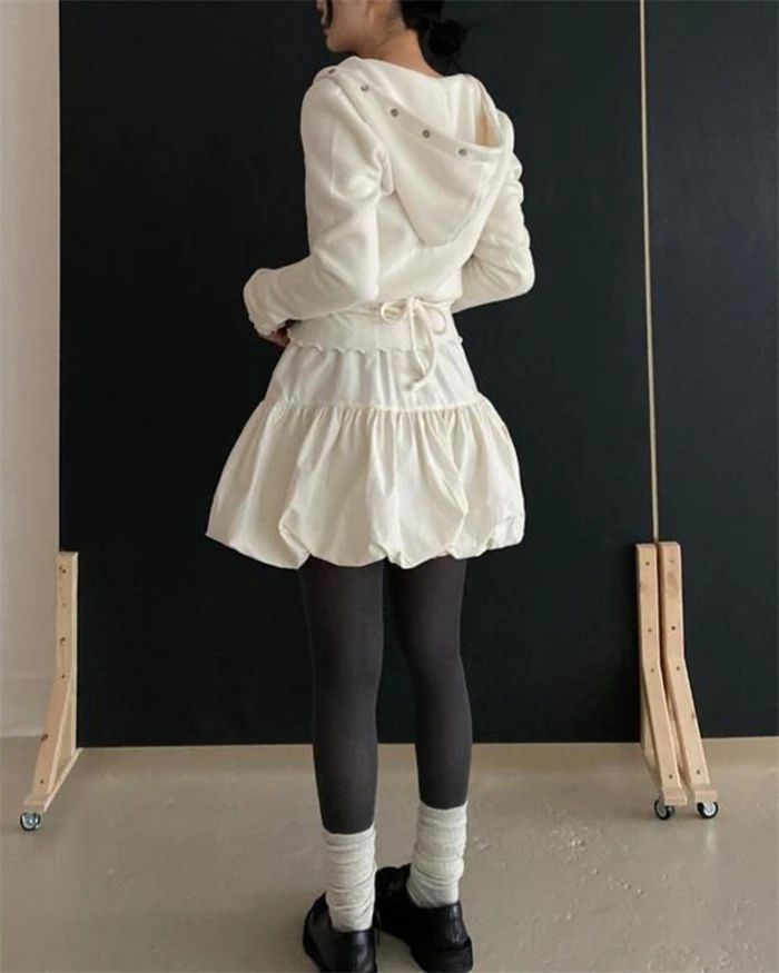 Koreański styl Urocza plisowana krótka spódniczka w jednolitym kolorze Bloom, Puff Skirt Design, Japanese Sweet Style