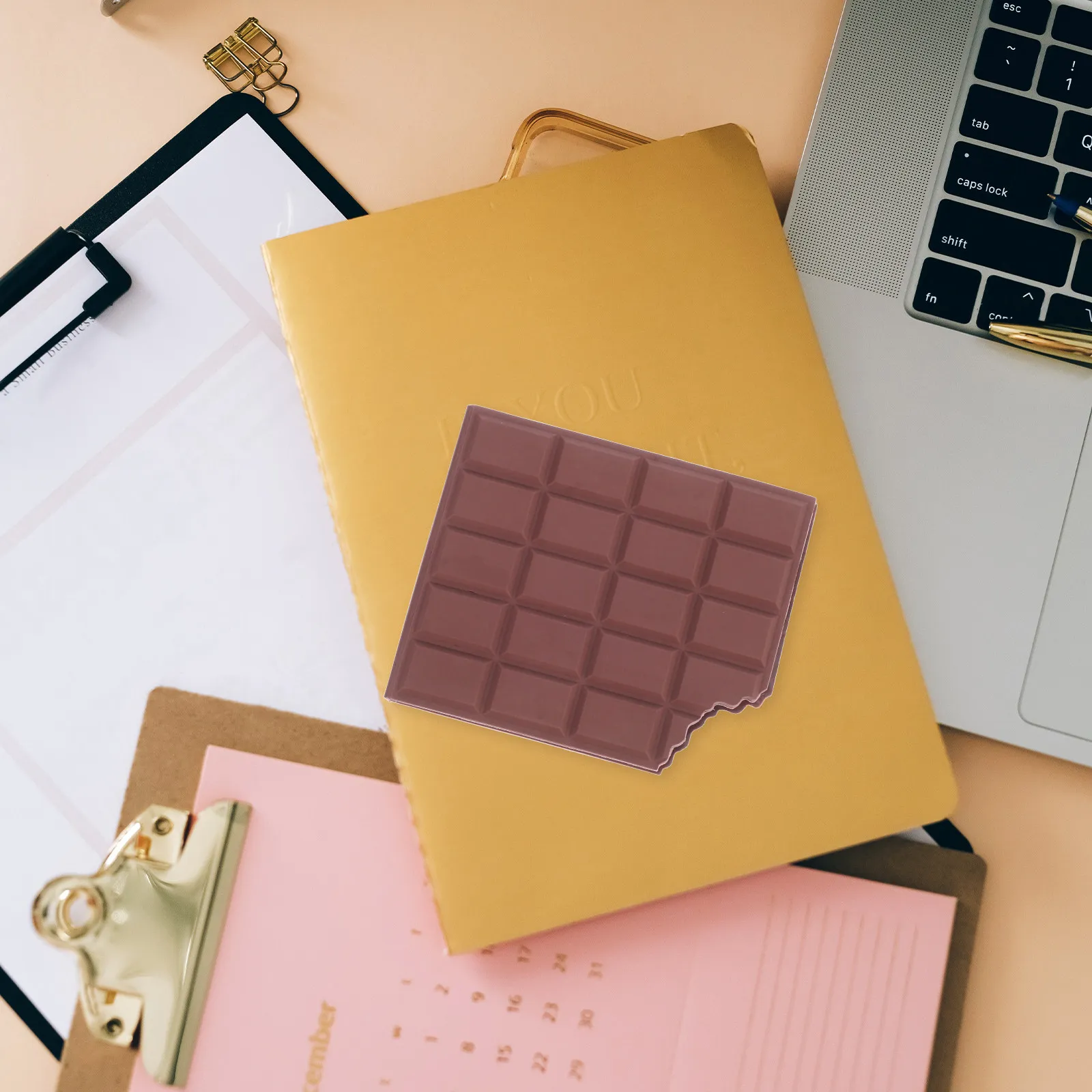 2Pcs Scented Chocolate Shaped Pocket Memo Pad Strong Adhesive Clean Removal Premium Paper for Students Teachers