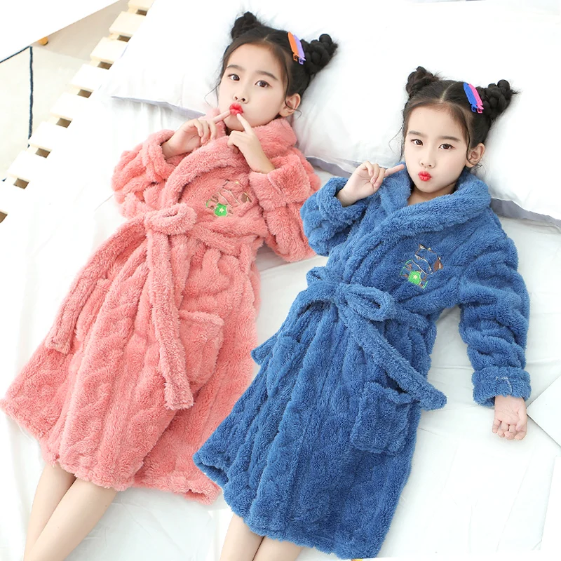 New Arrival Bathrobe Kids Fashion Flanel Warm Sleepwear for Big Girls Autumn Winter Children Cartoon Nightgowns Baby Pajamas