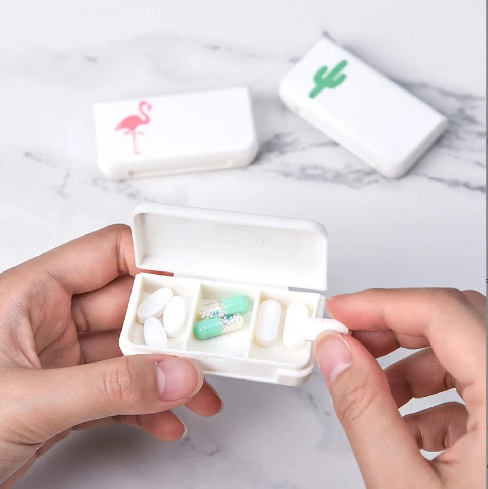 3 Grids Pill Box Mini Organizer Case Tablet Flamingo Cactus Leaf Pill Case Dispenser Medicine Boxes Dispensing Medical Kit