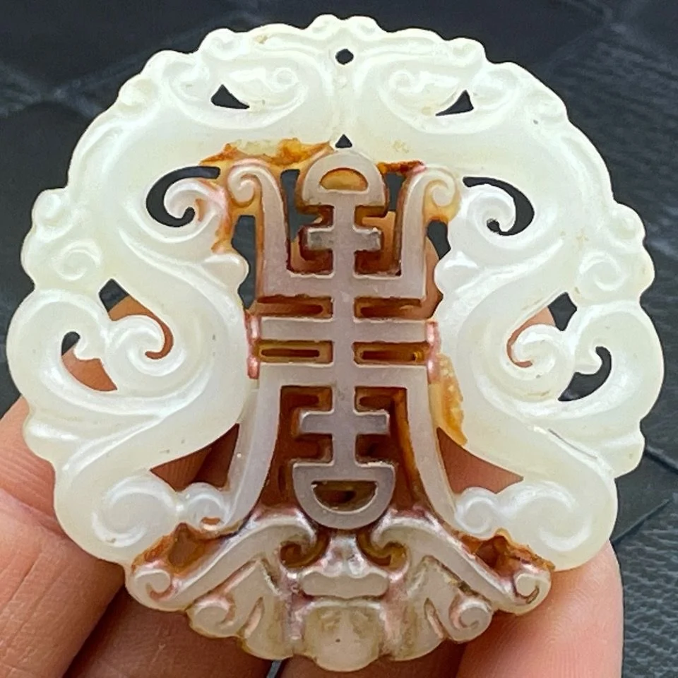 

Jade handles, white jade, old jade, old objects, high jade Dong pendants, hollow neck ornaments, pendants, longevity