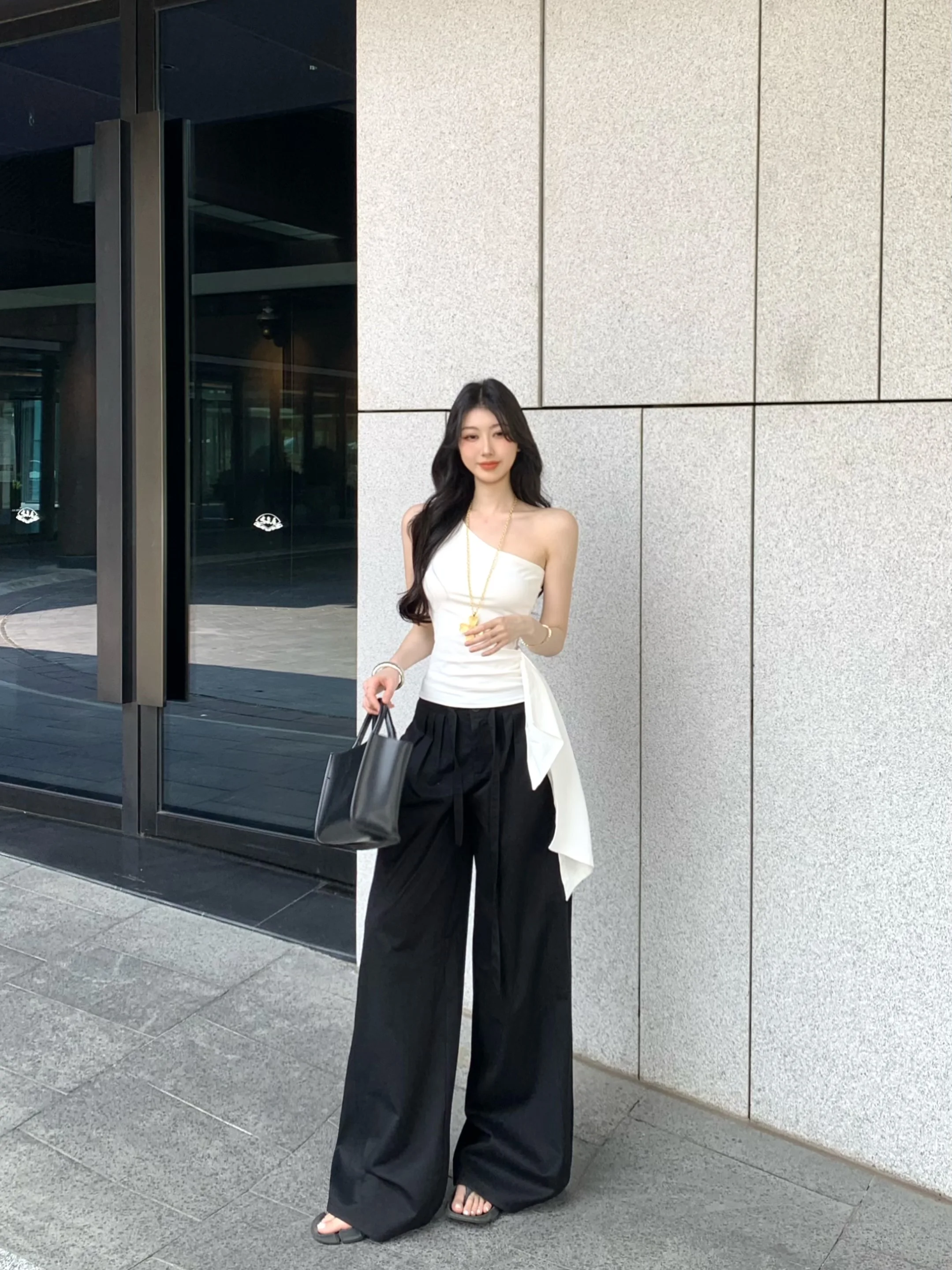 

Kumikumi Kaki Color Slim Fit Shoulder Angle Vest And Loose Casual Pants Women's Spring Fashion Set High Waist Long Pants