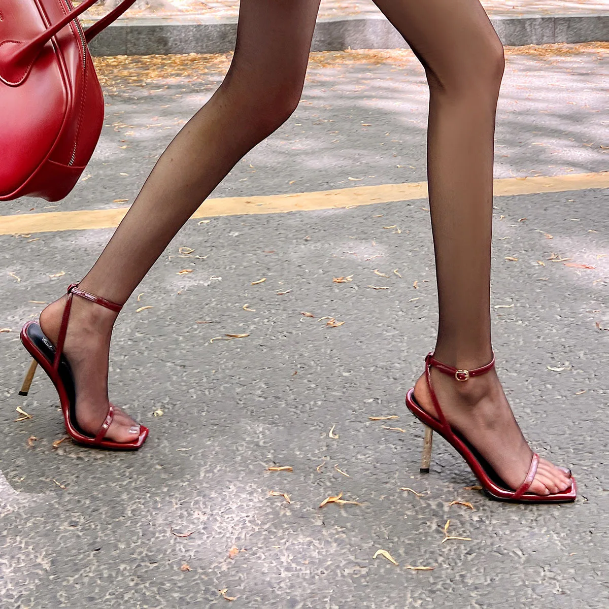 

Arden Furtado 2025 Summer Metal heel cowhide word-cingulate Sandals Square toe Stilettos heels Buckle strap sexy Banquet shoes