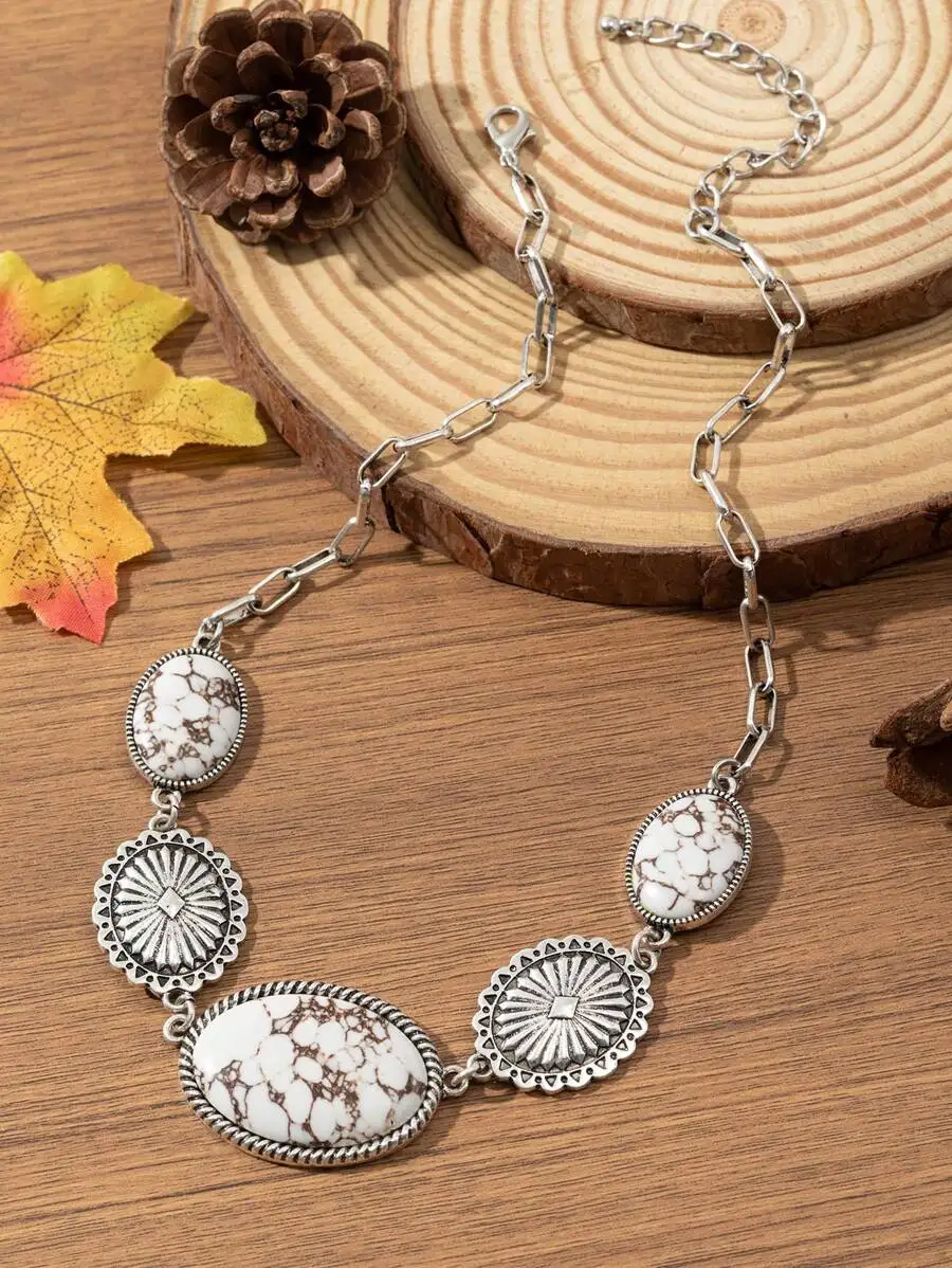 

Bohemian Western Style Zinc Alloy White Pattern Geometric Pendant Chain Necklace For Women