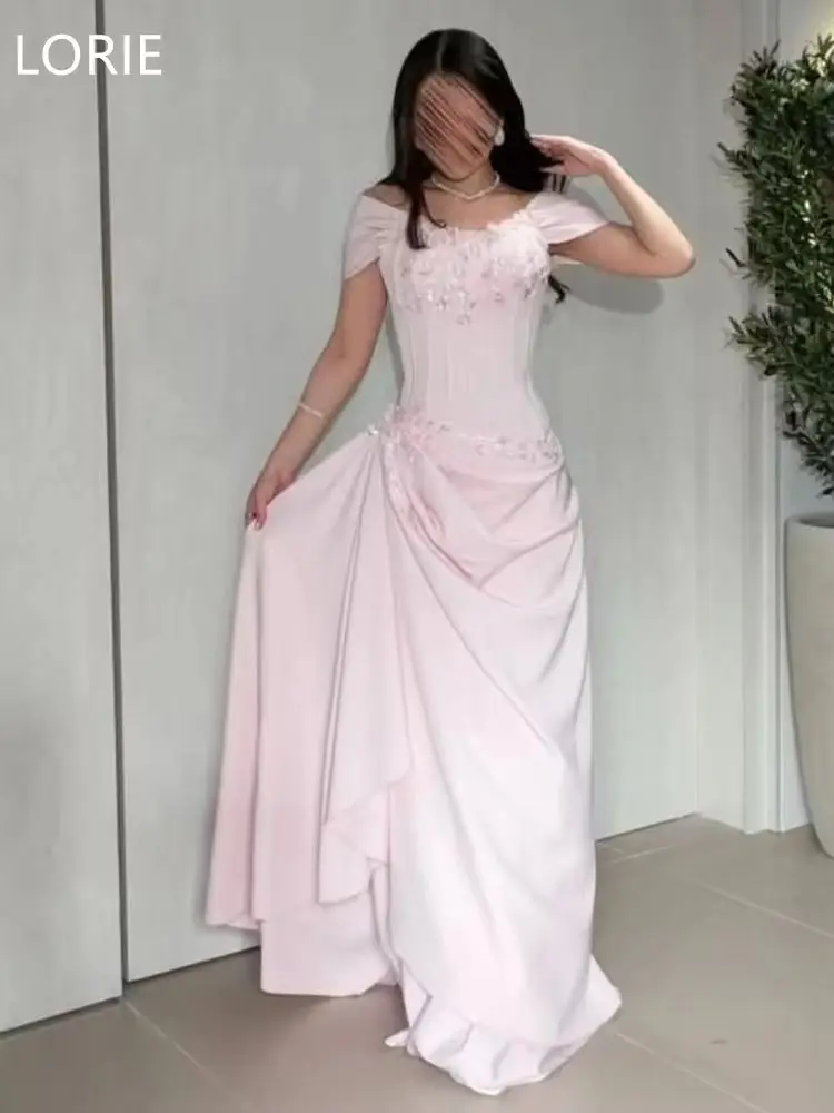 LORIE Bezaubernde rosa Satin-Partykleider, schulterfreie Abendkleider, Blumen-geraffte Ballkleider 2026, individuell gestaltet