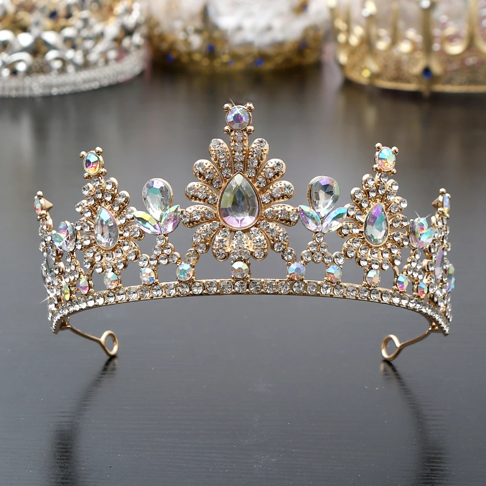 

Baroque Bridal Crystal Crown Royal Wedding Tiara with Veil Clips Vintage-Inspired Hairpiece for Bride Ceremony Hair Accessories