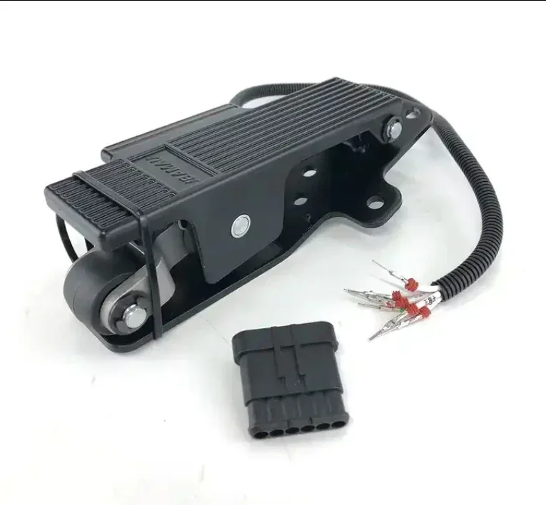 Mobiele Kraan Gasbediening Elektrische Gasklep Pedaal Bouwmachines Kraan Backhoe Loader Accessoires