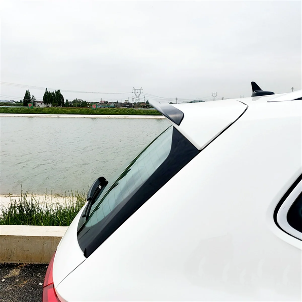 Classic Car Rear Window Side Spoiler Splitter Left&Right for VW Tiguan R-Line MK2 2017-2023