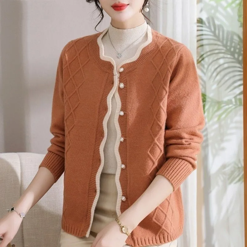

New Women's Spliced round Neck Buttons Fashionable Solid Color Loose Versatile Knitted Cardigan Long-sleeved Top