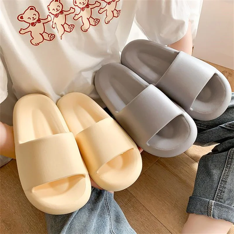 2023 New Women Men Slippers Thick Sole Summer Beach Sandals Bathroom Eva Slippers for Home Flip Flops Woman Non-slip Household