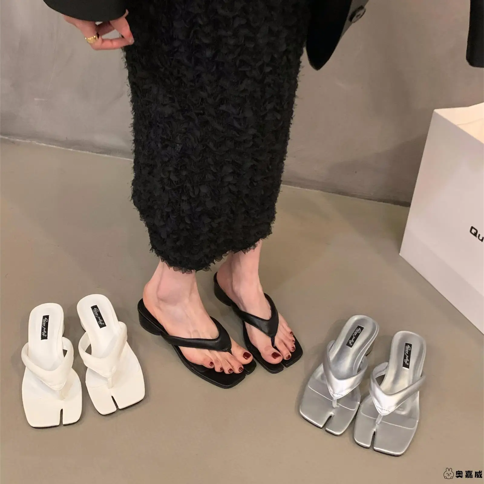 

Silver Thick Heel Women's Sandals Open-Toe Slip-On Casual Shoes PU Leather Upgraded Rubber Sole Comfortable Flat Summer Sandals