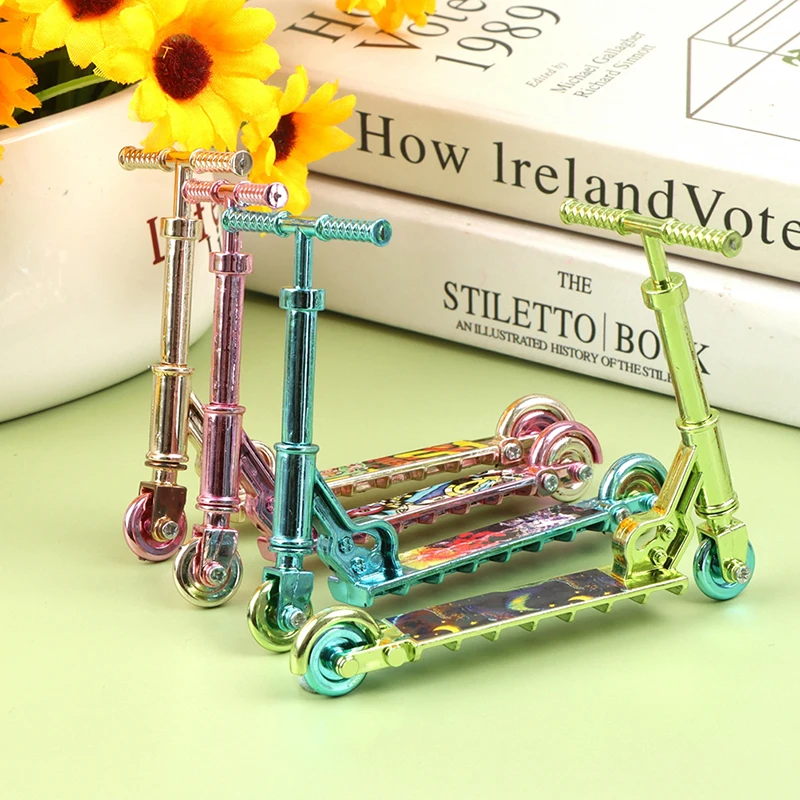 子供のための教育用ミニスクーター,フィンガースクーター,スケートボード,指紋玩具