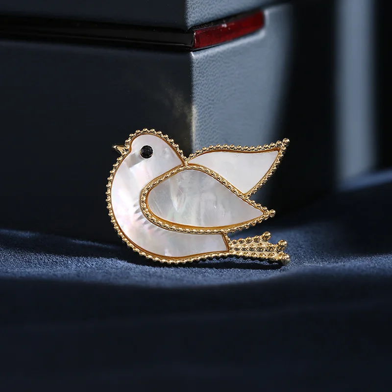 2023 new clothing Natural shell bird pigeon pin for women coat suit accessories shell peace dove brooch copper