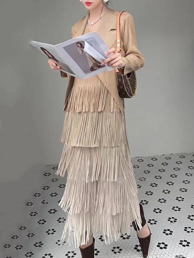 

Elegant Medium-length Clothing Pleated Two-piece Solid Colour 2025 Summer New Women's Splicing Tassel Jacket + Dress Office Lady