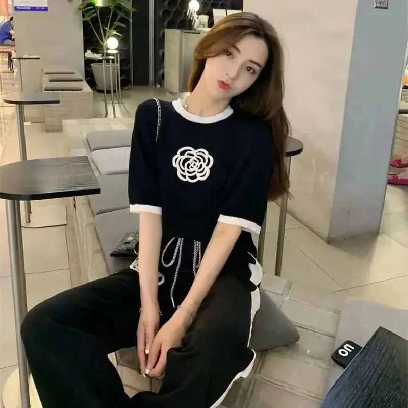 Damski dres Summer New Fashion Street Bombing Style Short Sleeve Corp Tops And Wide Leg Pants 2-częściowy zestaw dla kobiet