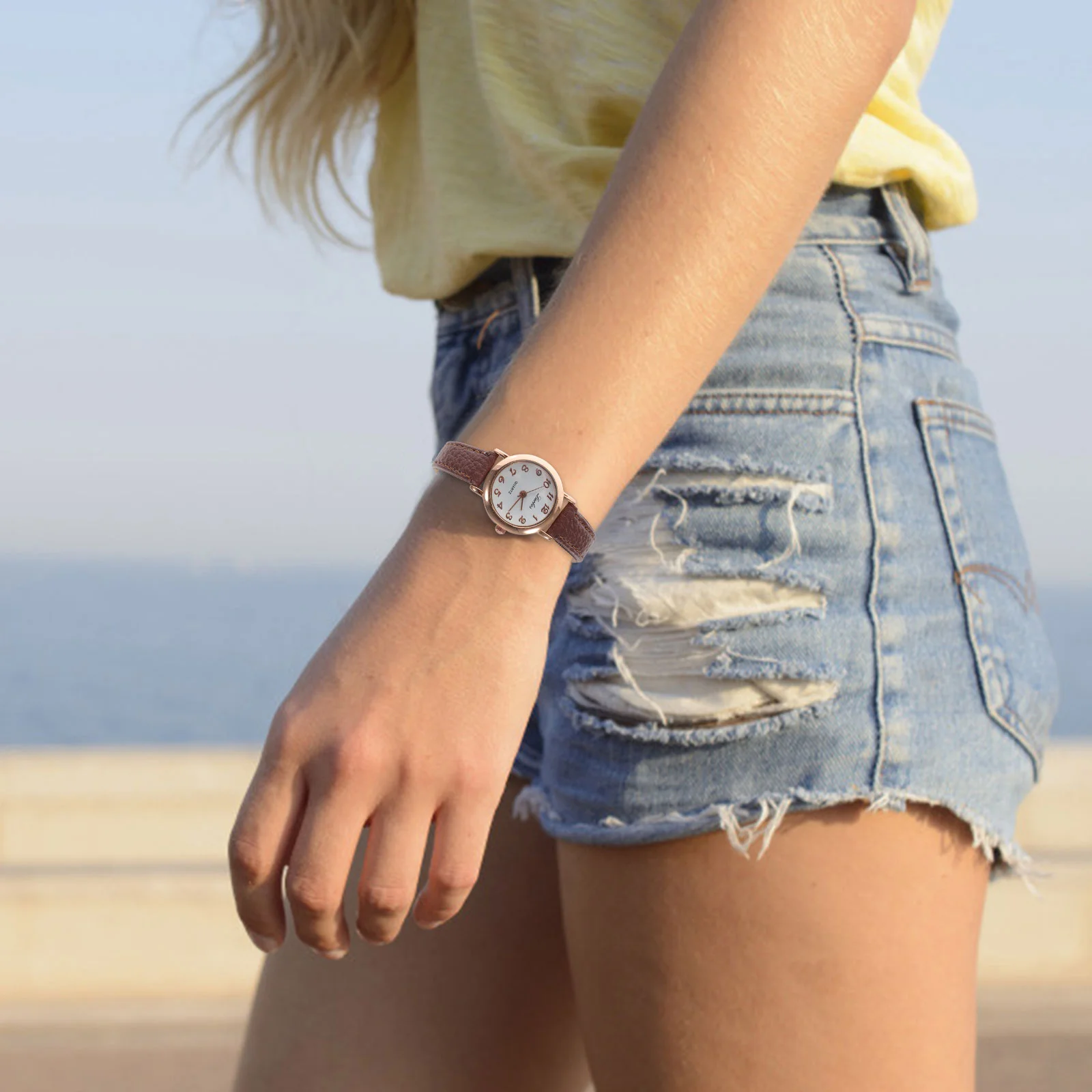 

Women Watch Simple Stylish Small Table Digital Face Small Watch for Girl Ladies Students (Brown)