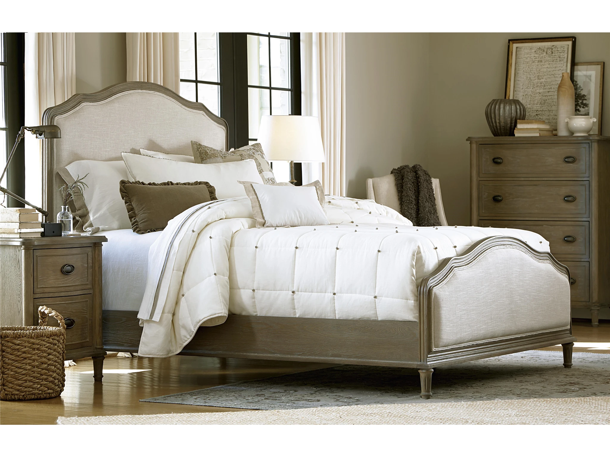 

UNIVERSAALFURNITURE, простая двуспальная кровать из американской французской ткани из массива дуба, изготовленная на заказ 1,5/1