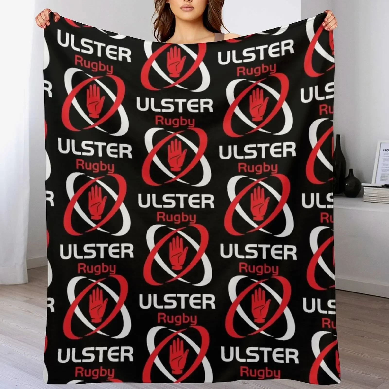 

IRFU - Iconic Ulster Rugby Design Throw Blanket Durable Warm Blanket for Daily Home Use