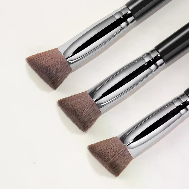 Pincel corretivo de base com cabo de madeira, triângulo premium, contorno, blush, impecável sob os olhos, pincel de maquiagem facial denso