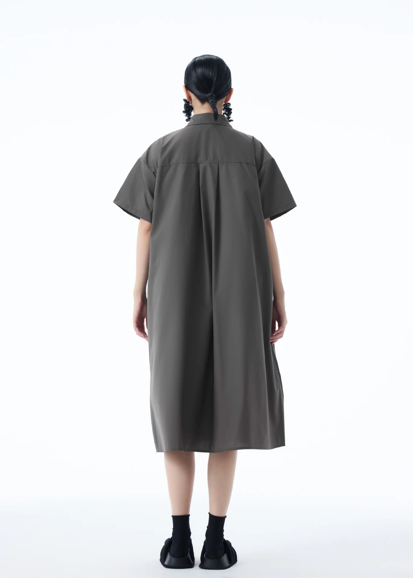 Simple retro short sleeved shirt dress, spliced grid plus size long skirt, summer temperament casual loose A-line skirt 2025 new