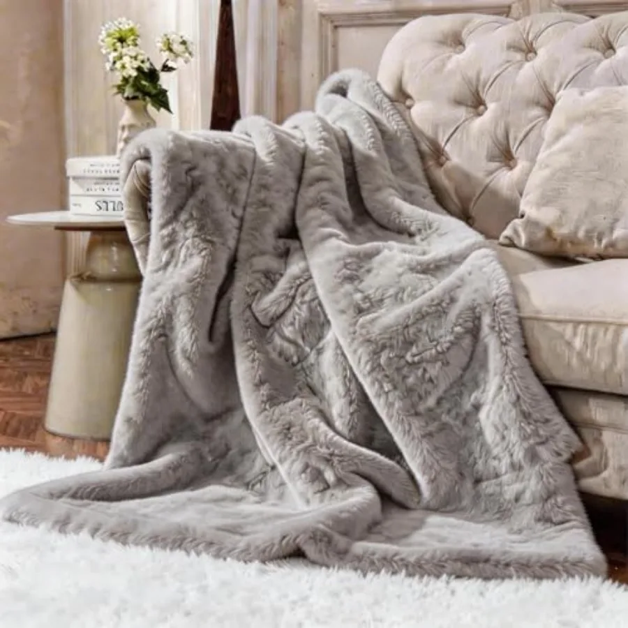 

Faux Rabbit Fur Throw Blanket 1000 GSM, Ultra Soft Thick Warm Bubble Plush, Reversible Throw for Couch Sofa Bed, Cozy Shaggy Bl
