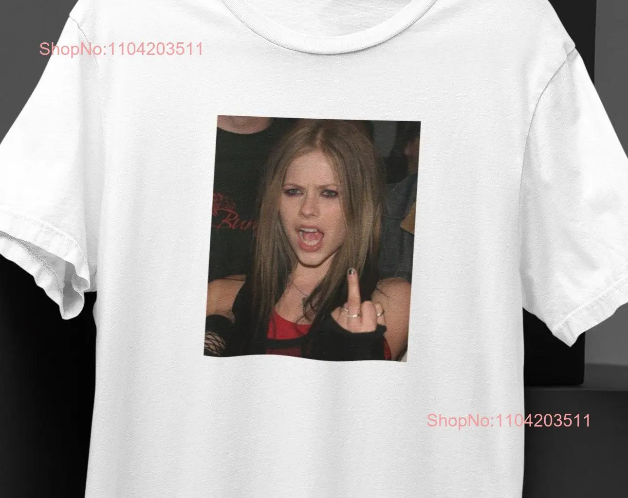 Avril Lavigne T Shirt Top Retro 90s Fans long or short sleeves