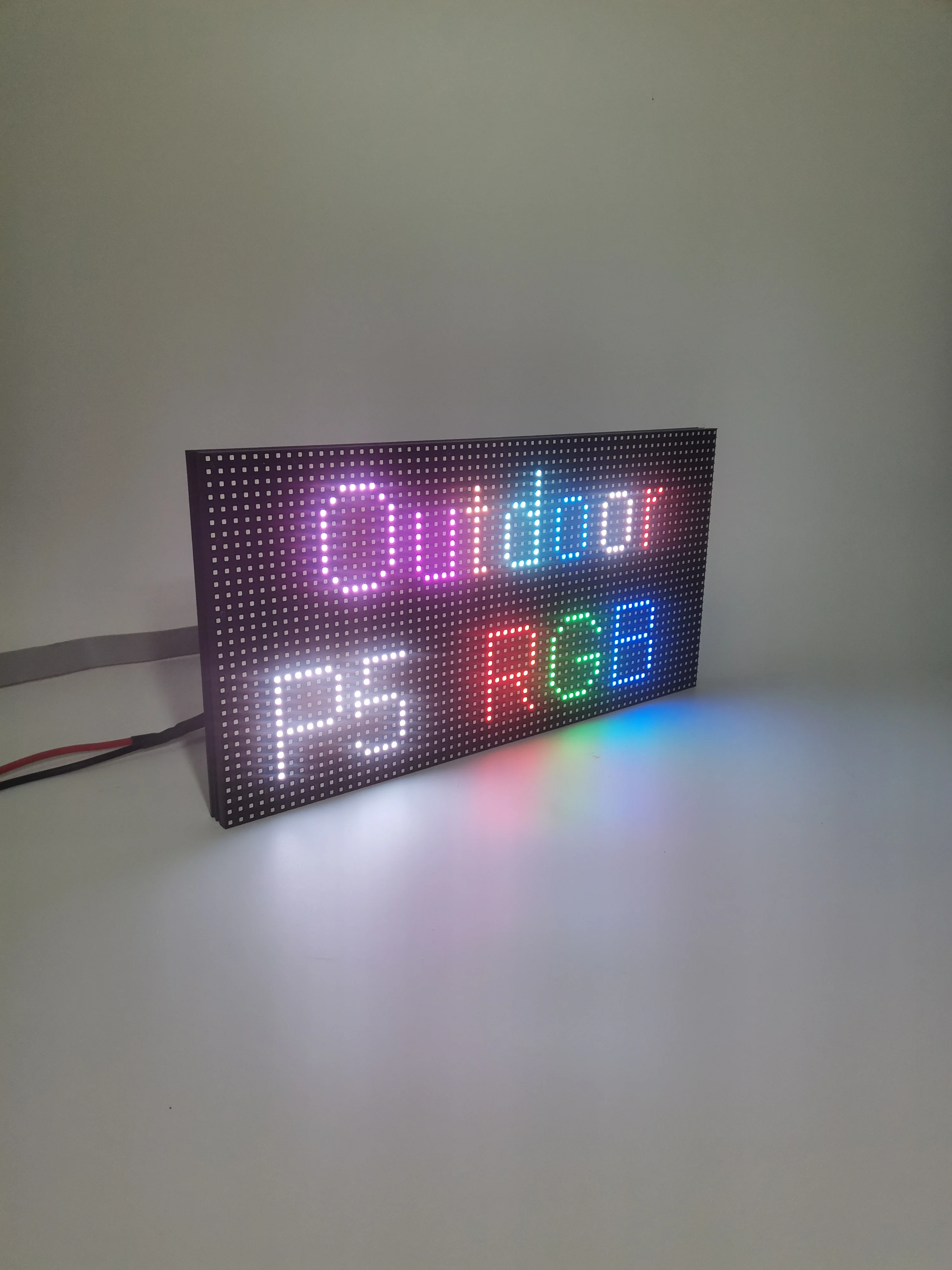 Technologie d\'affichage LED extérieure P5 Full Document, SMD2525 RVB, panneau LED 3 en 1, balayage 1/8, mur vidéo extérieur, 2024mm x 320mm, 160