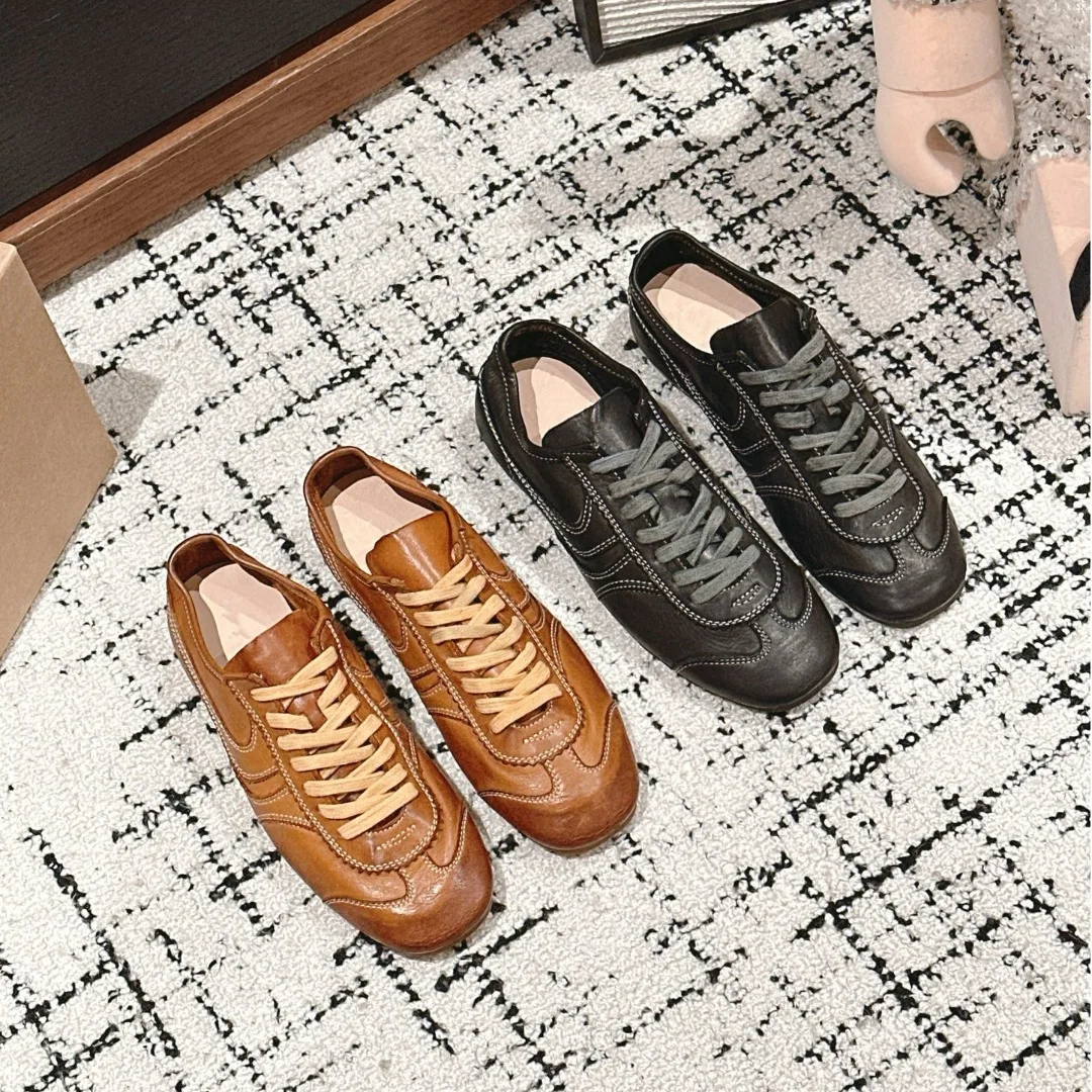 

Промытые кроссовки из конской кожи на шнуровке, новинка 2025, модная универсальная повседневная женская обувь, тренировочная обувь в стиле ретро с круглым носком