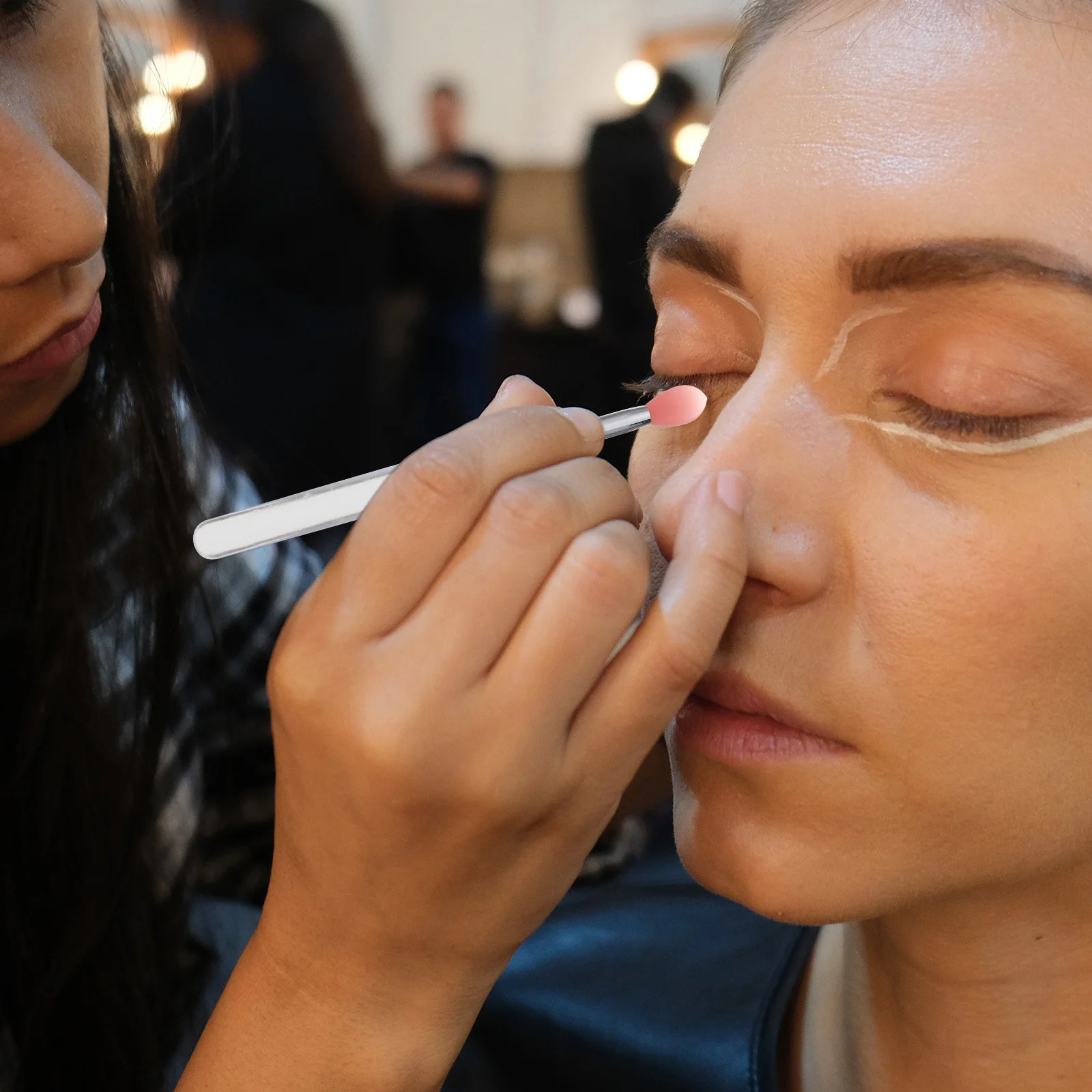 Aplicadores de máscara de labios de silicona, pinceles para sombra de ojos, juego de aplicadores de maquillaje portátiles con tapa, mango firme para labios y ojos precisos, 8 Uds.