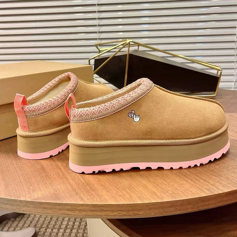 

Tasman Slippers Women's Winter Fashiona Ethnic Style Fur Integrated Warm Wool Leather Thick Bottom Tazz Snow Boots for Women