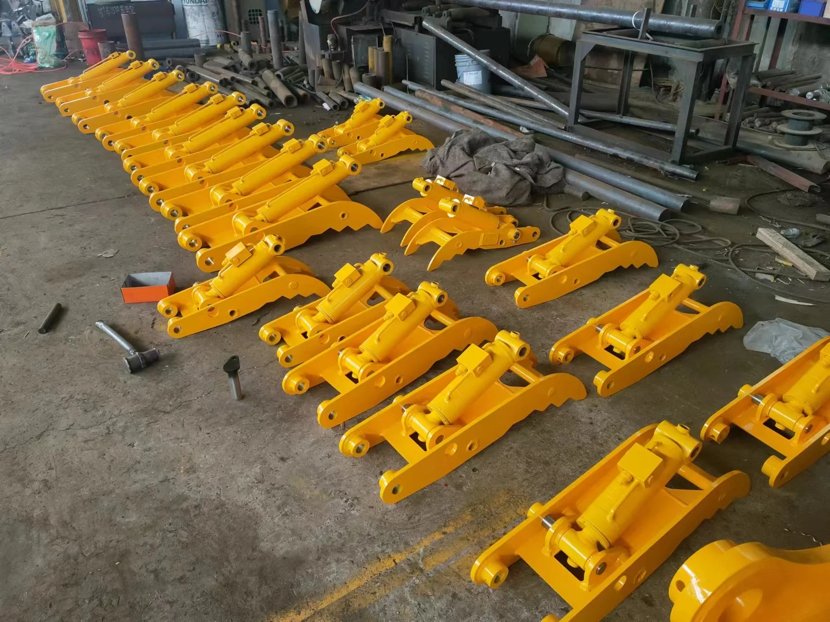 Factory Supply Thumb Grab Attachment Hydraulic Thumb for Mini Excavator