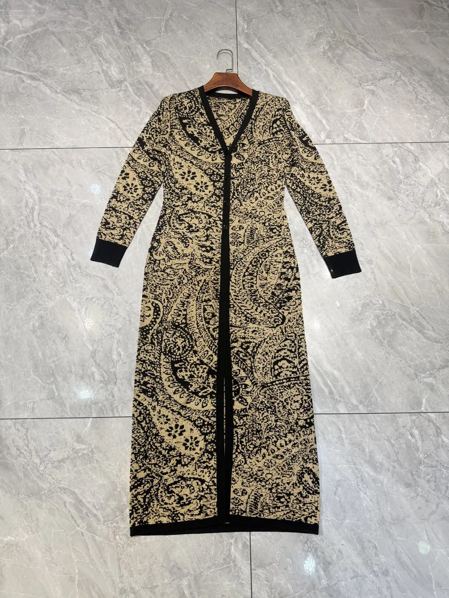 

Retro Print Women's Knitted Cardigan Single Breasted V-Neck Long Sleeve Vintage Ladies Robe