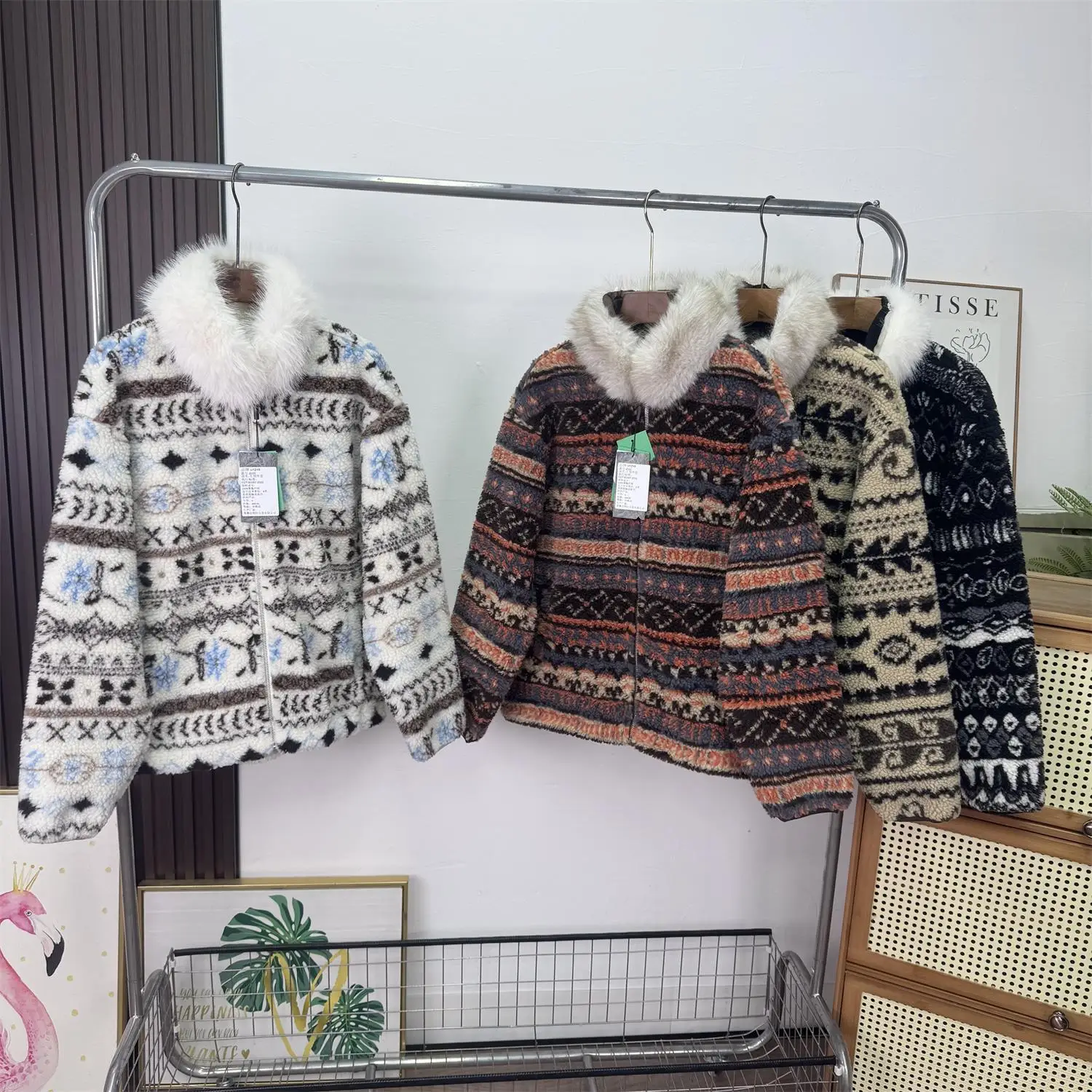 

Retro Lamb Fur Collar Detachable Thiened Stand Collar Fce Loose Outerwear Women's Winter Coat Zipper Closure Geometric P...