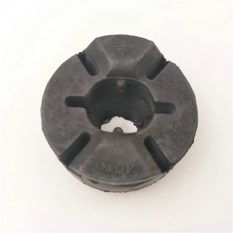 Apply to Aud-i A4 B8 Lower rubber pier of water tank Rubber bearing Buffer block Bracket 8K0 121 276 A