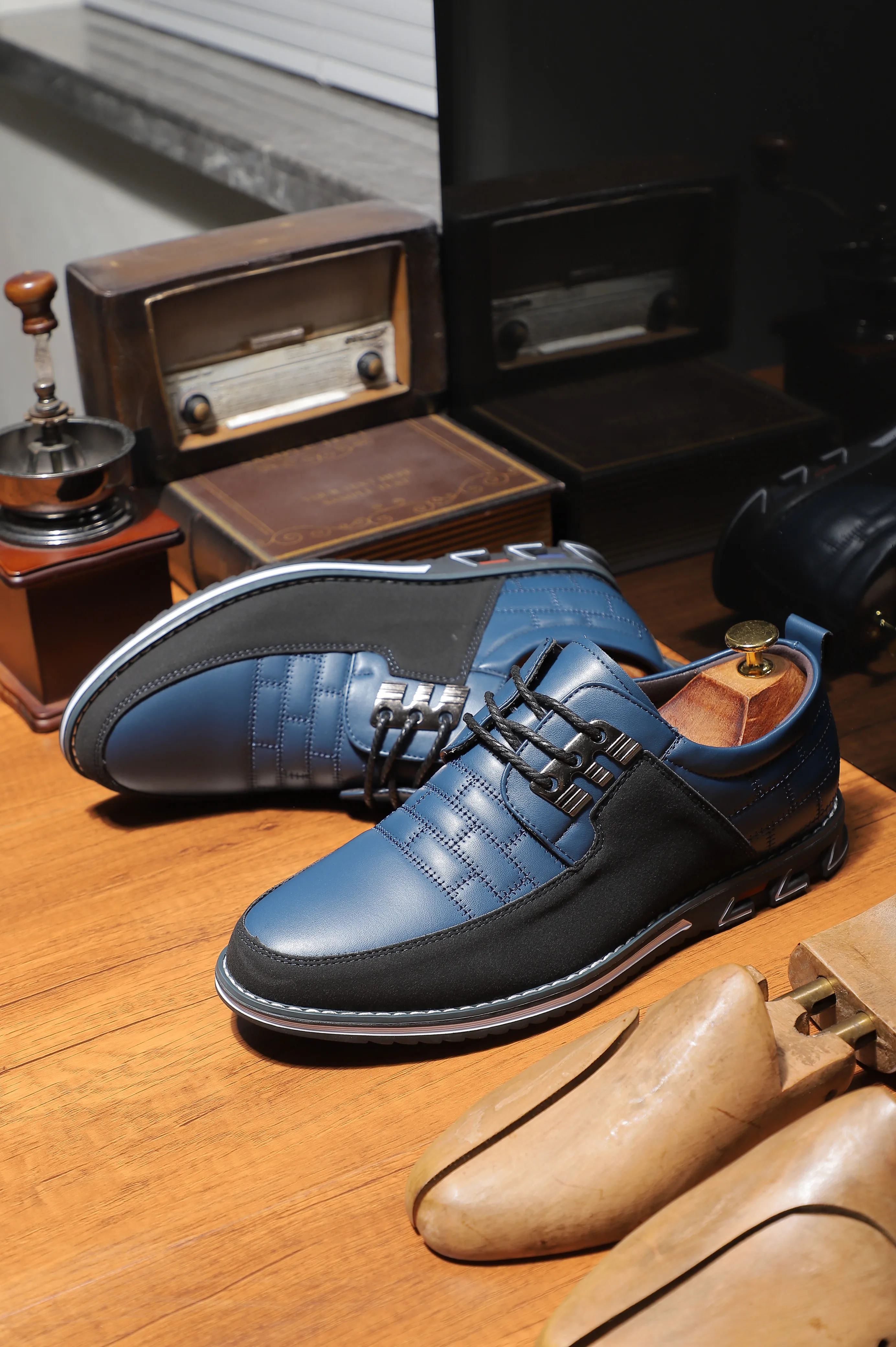 

Men's Business Casual Leather Shoes | British Style Plaid Stitched Lace-up Shoes | Comfortable Thick-soled Daily Commute Footwea