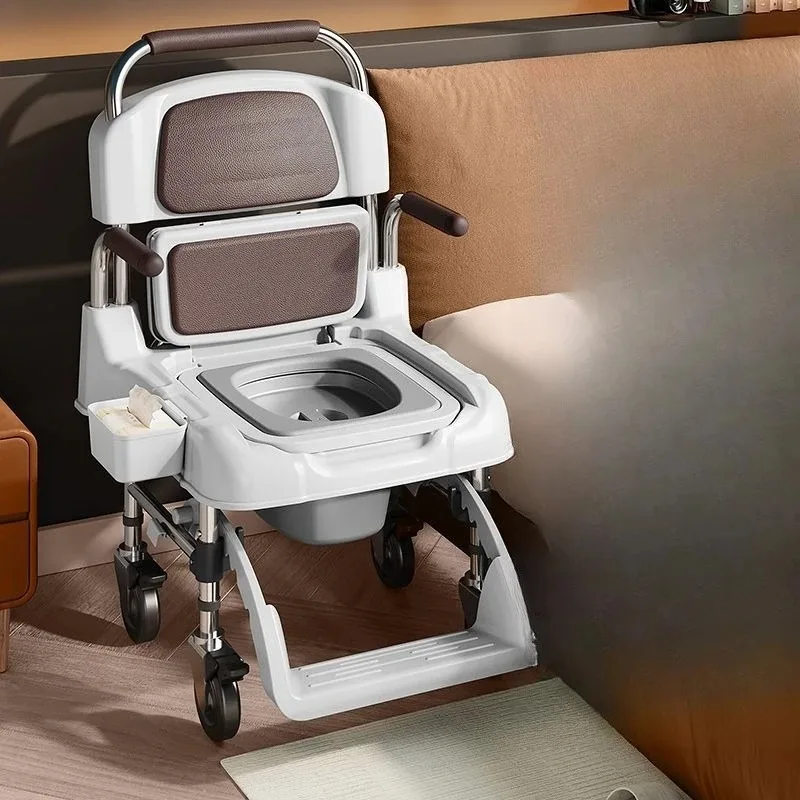 

With roller skating toilet toilet mobile toilet chair silent universal wheel elderly pregnant women postoperative rehabilitation