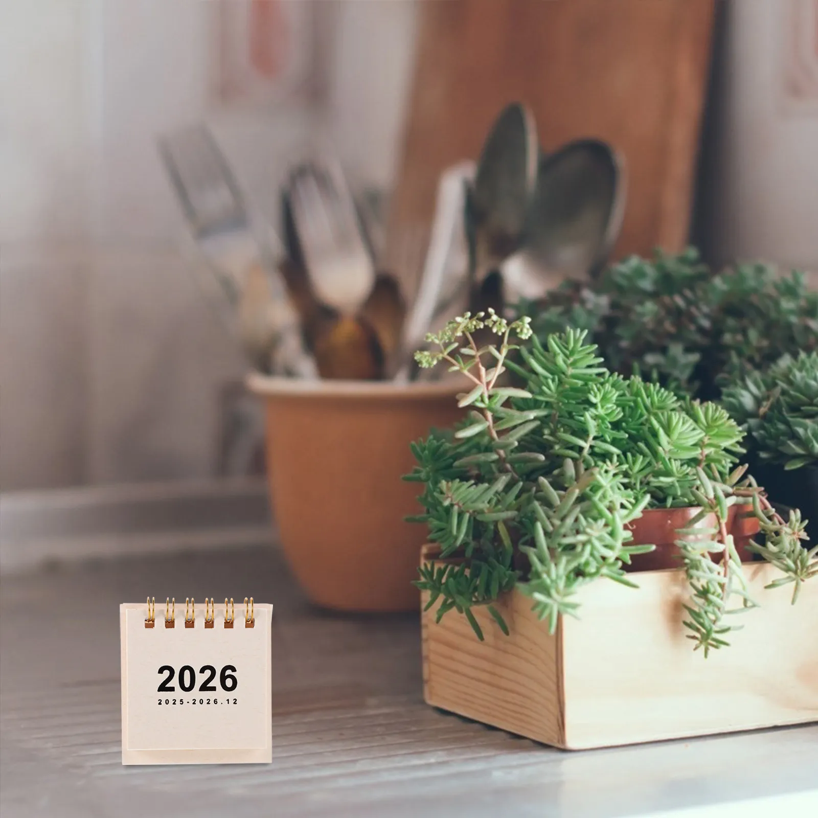 

Мини-настольный календарь на 2026 год, маленький откидной еженедельный планировщик, инструмент для ежедневного расписания, настольный органайзер для дома и офиса, бежевый